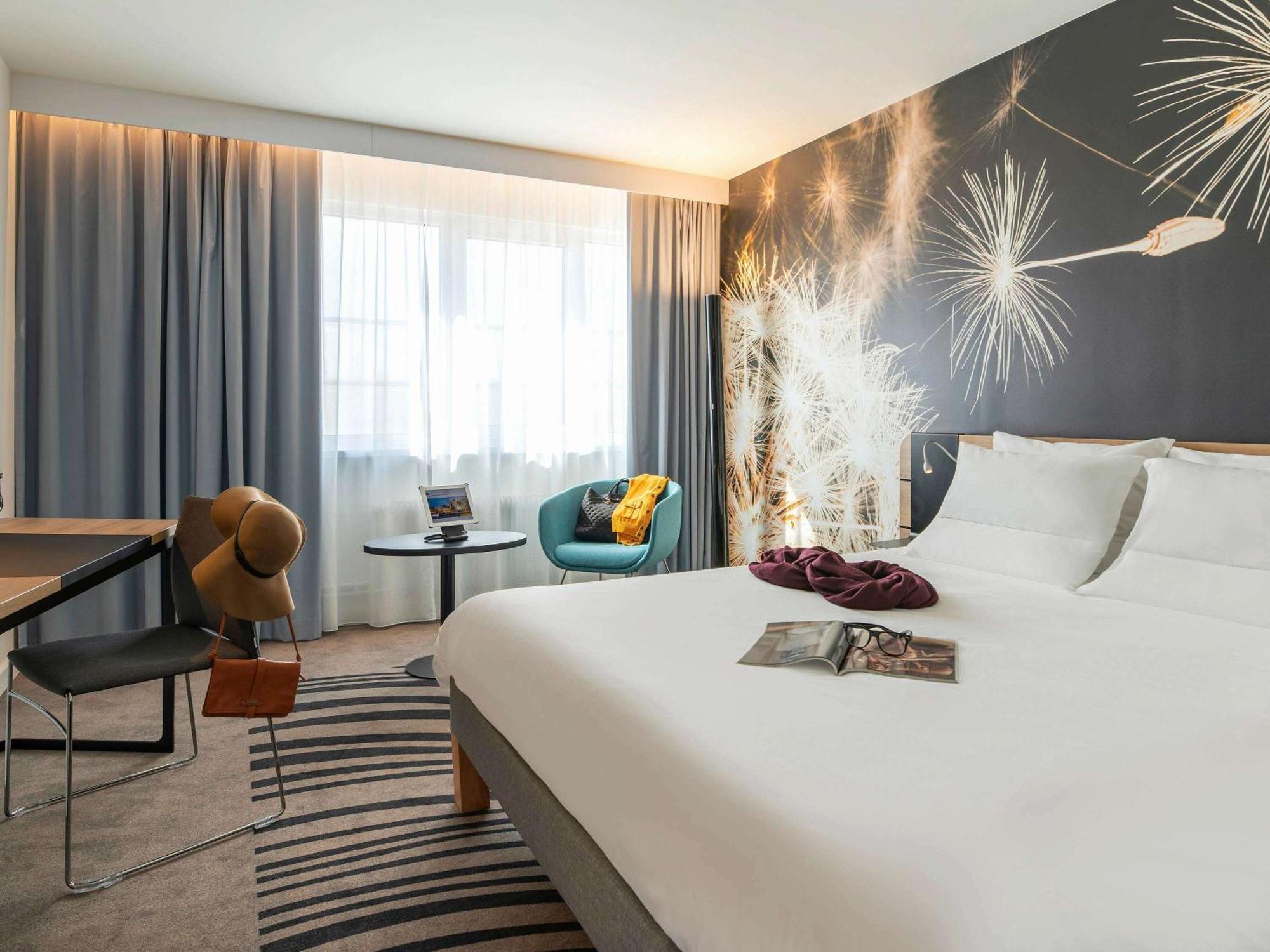 Novotel Wroclaw City Exterior photo